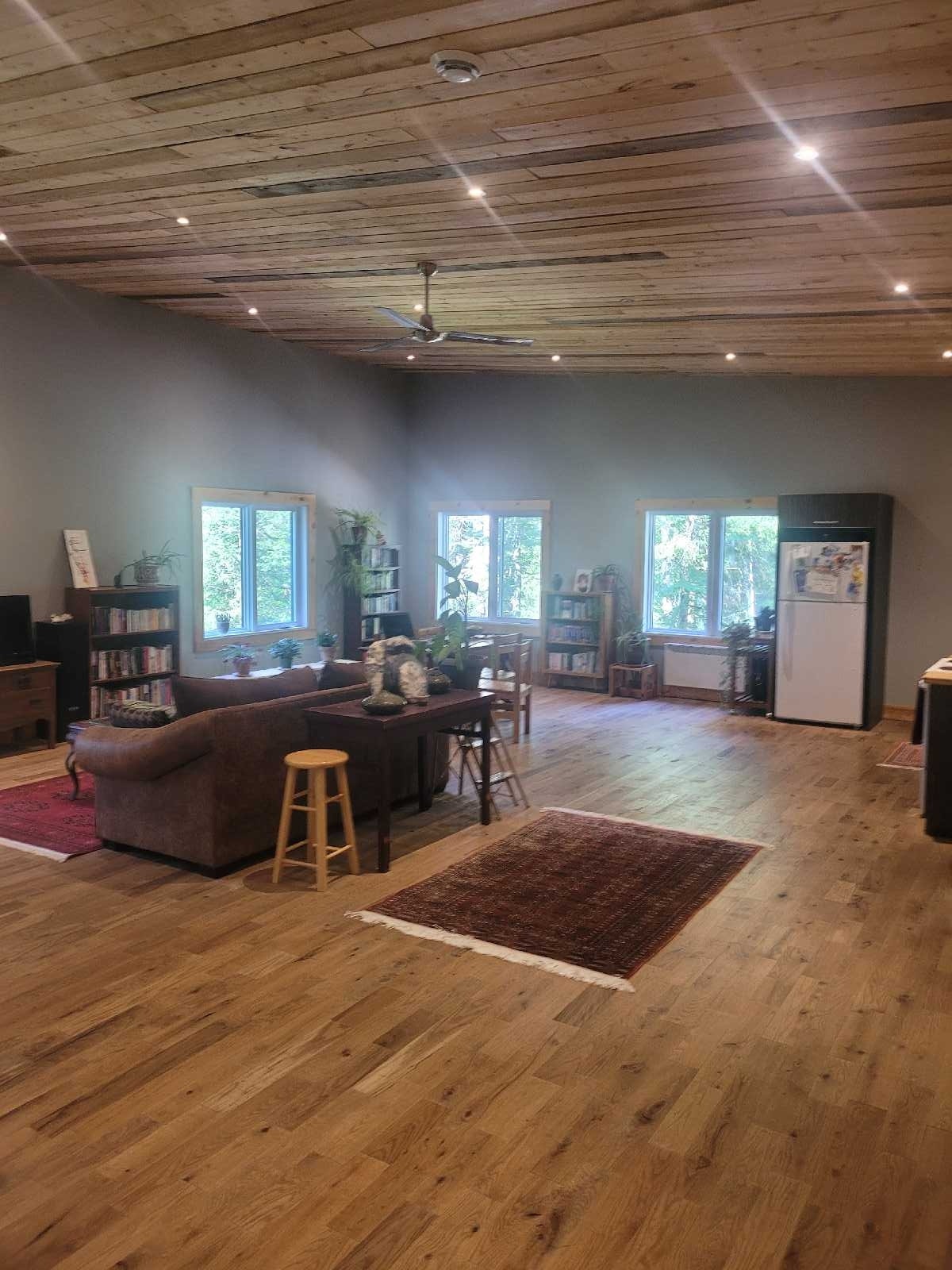 407 Mnt Fortier — photo 3