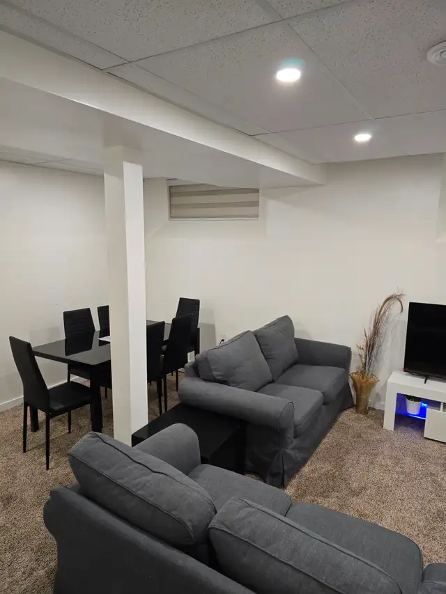 1-bedroom fully furnished basement suite in Prairie Pointe in Manitoba in Canada - Image 9