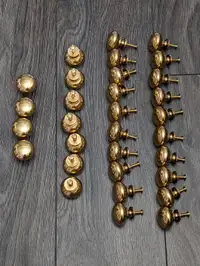 Poignées-bouton antiques