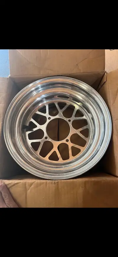 Selling a brand new CCW2 wheel from Machined Machines 12x4 4/90 Front 12x7 4/110 Rear Looking to get...