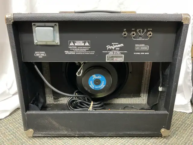 Fender Performer 650 Solid State AMP in Amps & Pedals in North Bay - Image 5