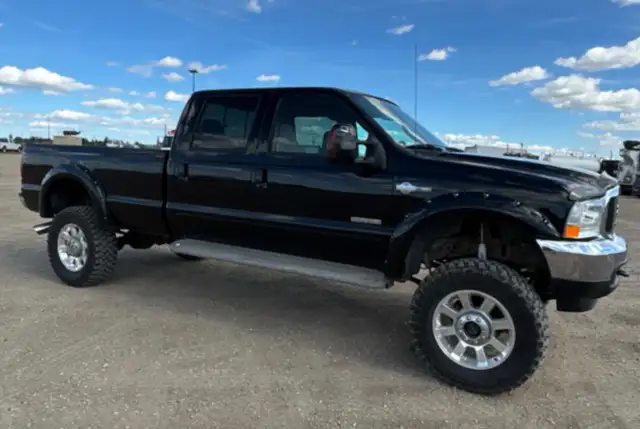 2003 Ford F-350 King Ranch 4x4 Crew Cab Pickup