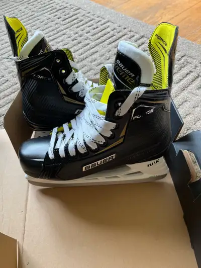 Bauer Supreme Pro II Hockey Skates. Mens Size 8. Brand new in box. $150