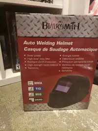 Auto welding helmet 