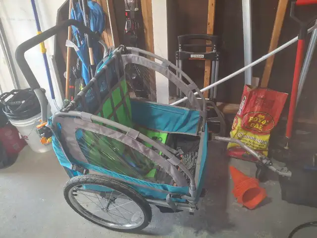 2-in-1 Double Child Bike Trailer & Stroller - Great Condition in Kids in Markham / York Region - Image 2