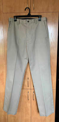 Chandails, chemise, pantalons pour hommes (tailles 32, 34, mediu