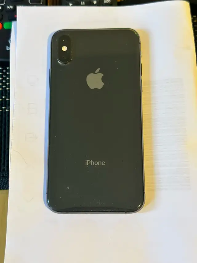 iPhone Xs - 256Gb - Mint Cond in Cell Phones in Sudbury - Image 3