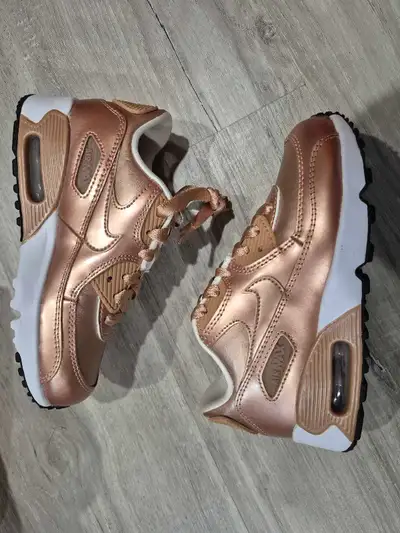Nike Air Max 90 , View more