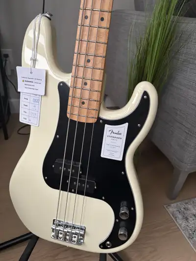Fender Precision Neuve (2025), View more