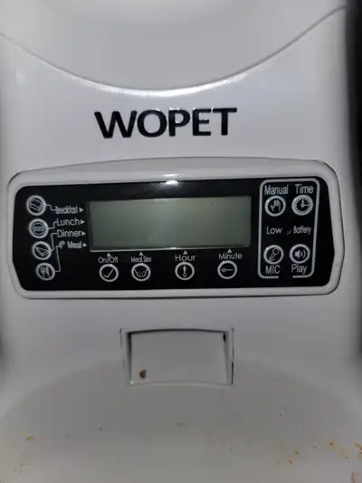 Automatic cat feeder, View more