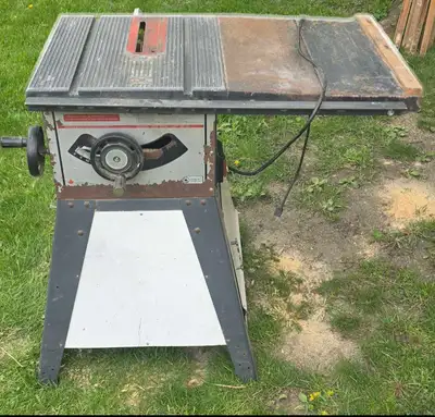 I am selling a used Craftsman table saw, ideal for various woodworking projects and DIY tasks, featu...