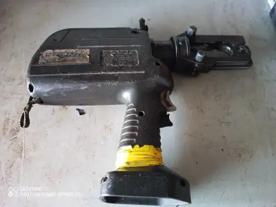 Husky Robo-Crimp no batteries or charger , View more