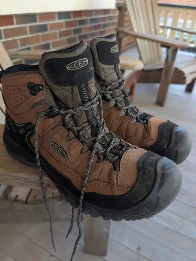 Keen Targhee IV Hiking Boots - size 11, View more