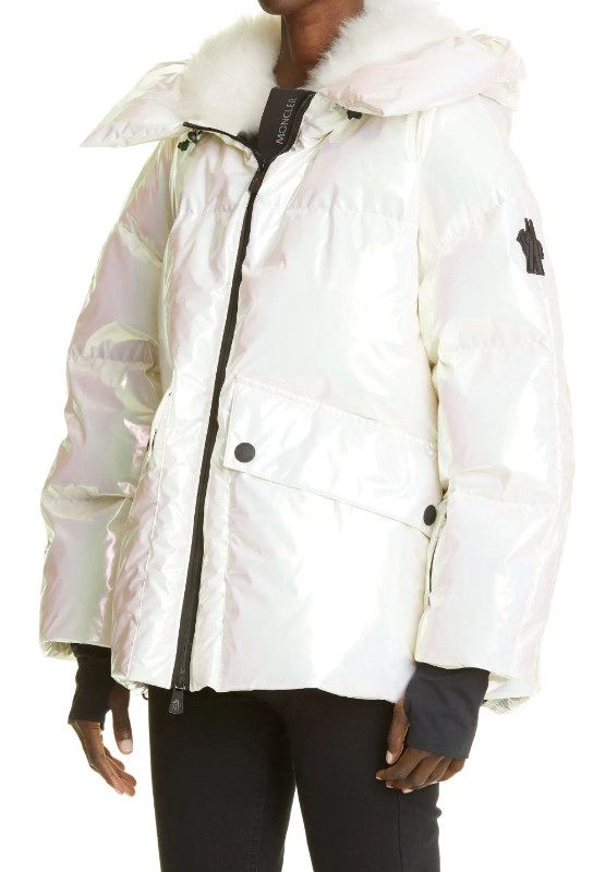 New Moncler Grenoble Tillier Down Puffer Jacket Iridescent Mink in Women's - Tops & Outerwear in City of Toronto - Image 2