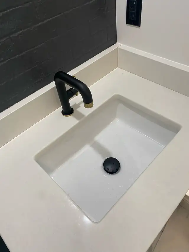 Service Plumber 825-439-742562863726644867123