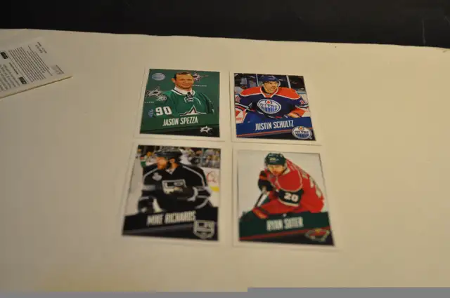 panini & donruss hockey stickers nhl lot of +- 47  2014-2015- 20 in Arts & Collectibles in Victoriaville - Image 10