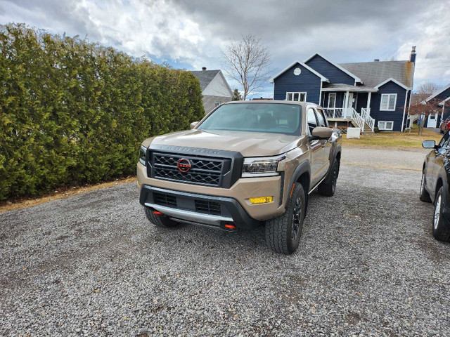 Nissan Frontier Pro 4x dans Autos et camions  à Ville de Québec