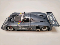 1:18 Diecast Exoto 1990 Nissan R89C Team Le Mans Mens Tenoras