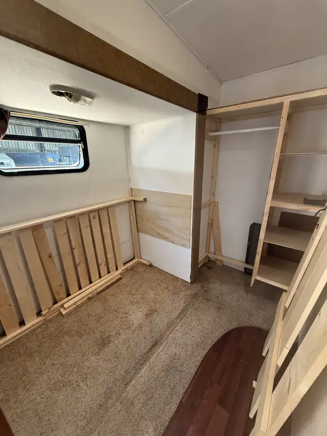2013 Sierra- all season, 36 ft fifth wheel RV (home on wheels) in RVs & Motorhomes in Richmond - Image 10