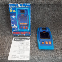 Jeu électronique arcade vintage Missile Invader Bandai 