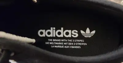 X-Posted These Adidas Sneakers/Running Shoes - Can be for boys or girls really - If you are an Adida...