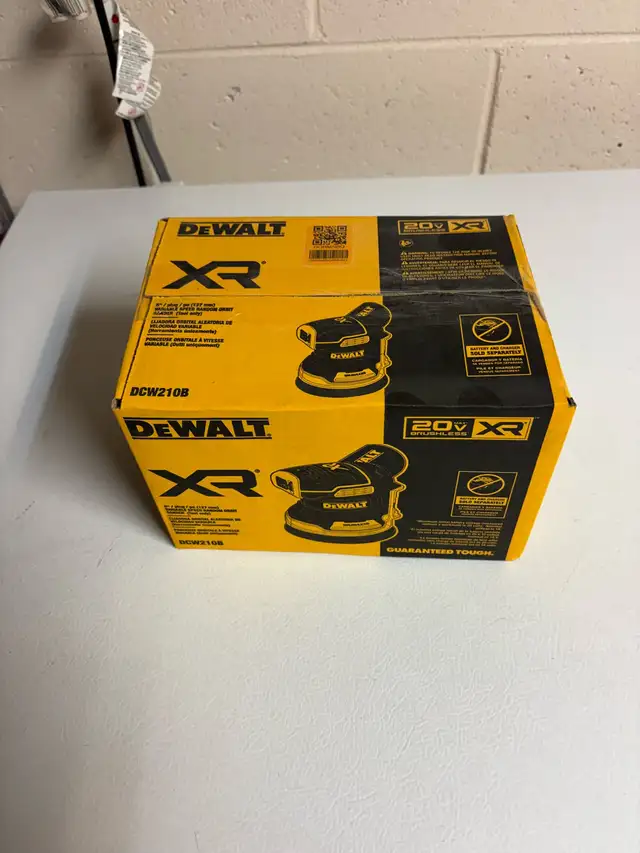 cordless sander in Power Tools in Kingston - Image 2