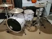 Pearl EXR 7 Piece Drumkit with Hardware