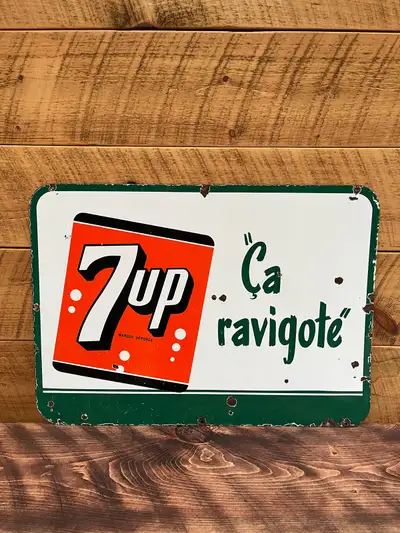 Enseigne 7 up en excellente condition 28’’ x 20’’