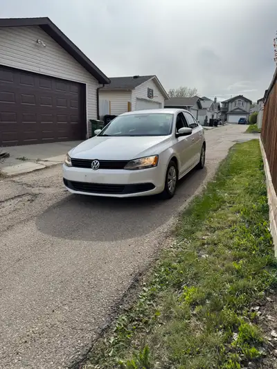 Selling my 2014 Volkswagen Jetta 2.0 with only 127,000 km low mileage for the year. Well maintained,...