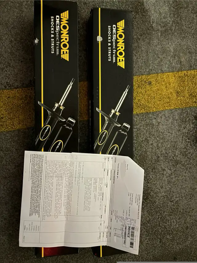 5609 Monroe struts / shocks OESpectrum in Other Parts & Accessories in City of Toronto - Image 3