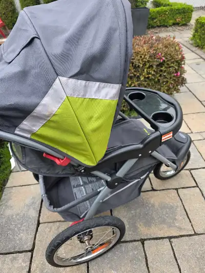 Stroller/Poussette, View more