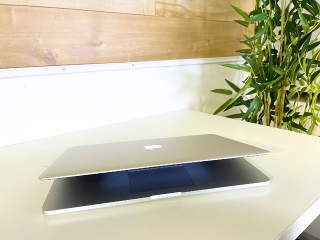 Macbook Pro 15 pouces d'occasion dans Portables  à Laurentides