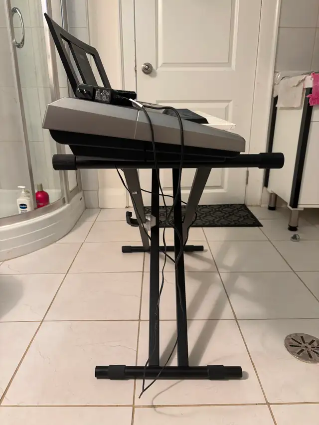 Yamaha portable keyboard + foldable stand + pedal in Pianos & Keyboards in City of Toronto - Image 5
