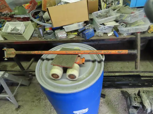 EQUIPMENT MOVING ROLLER63611958007555121