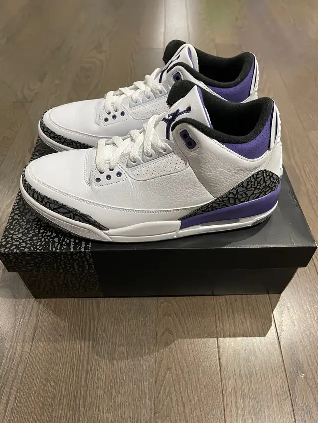 DS Nike Jordan 3, Dark Iris, size 10.5 in Men's Shoes in City of Toronto - Image 4