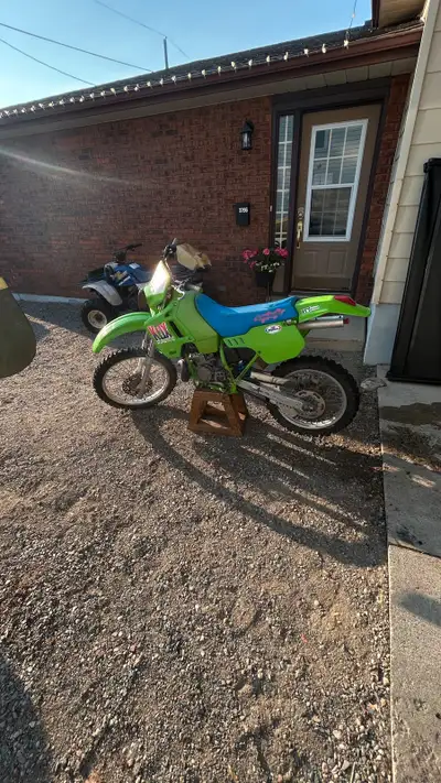NEED GONE CASH ONLY Clean title in hand. Runs pretty decent, New performance steel power valves, boy...