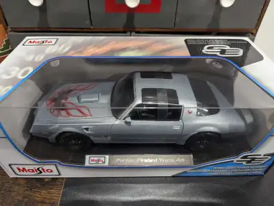 Maisto Pontiac Firebird Trans Am (Silver), View more
