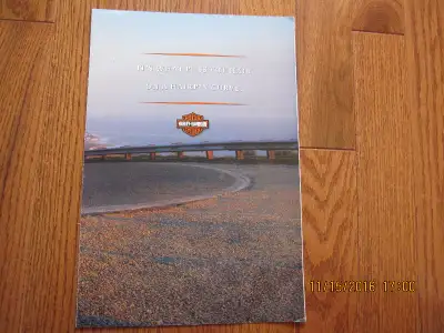 Nice condition original brochure.