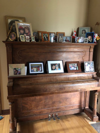 Antique piano