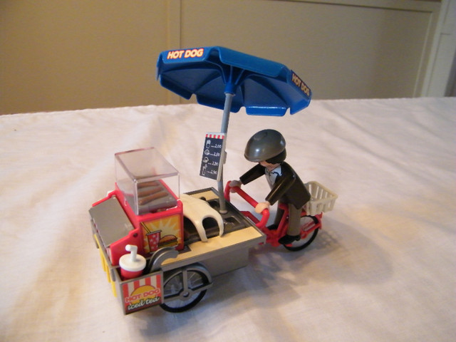 Playmobil chariot à hot-dog Ghostbuster dans Jouets et jeux  à Laval/Rive Nord - Image 3