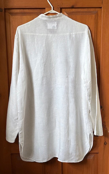 VINTAGE FLAX 100% LINEN BIG SHIRT WHITE Size M also fits L in Women's - Tops & Outerwear in Stratford - Image 3