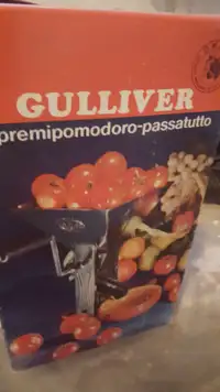 Pasta machine &amp;tomato sauce