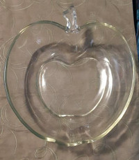 Glass Bowl Shaped like an Apple = 10 inchs