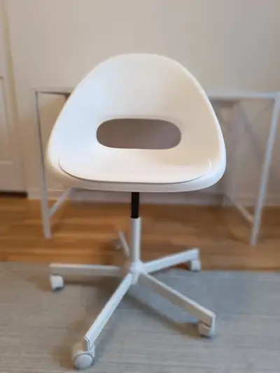 Chaise de bureau, View more