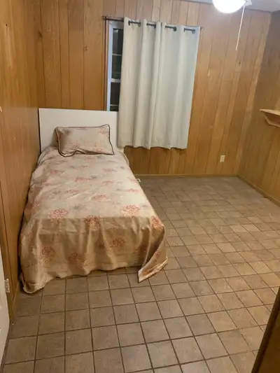 Room for rent