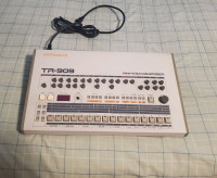Roland TR-909 Rhythm Composer At Price Or Reasonable Offer