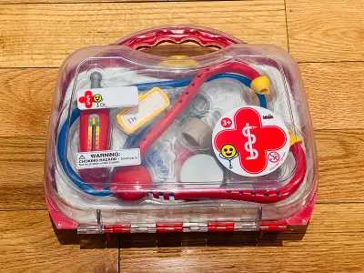Theo Klein Kids Doctor Play Set Medical Kit Germany LIKE NEW, View more