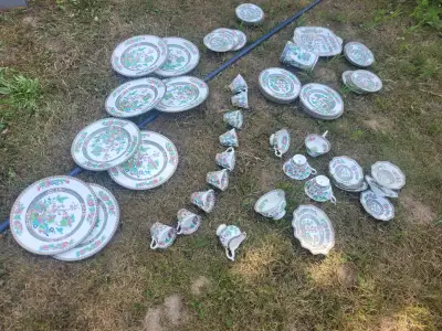 Don't miss this folks 50 piece of indian tree coalport dishes, View more