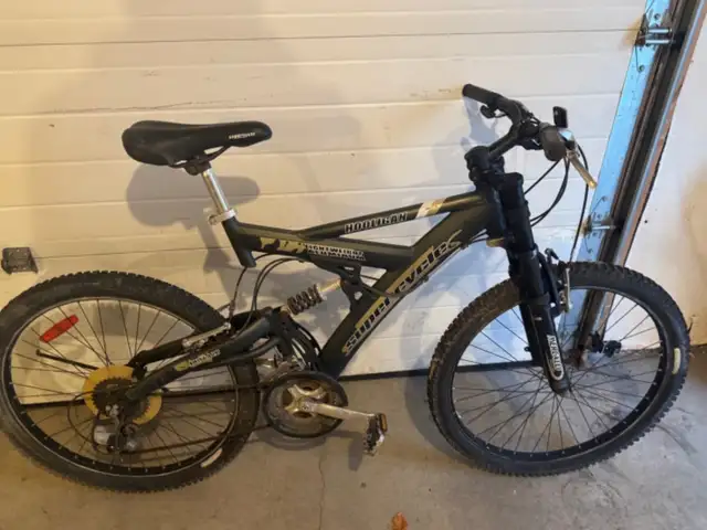 Mens Mountain Bike 