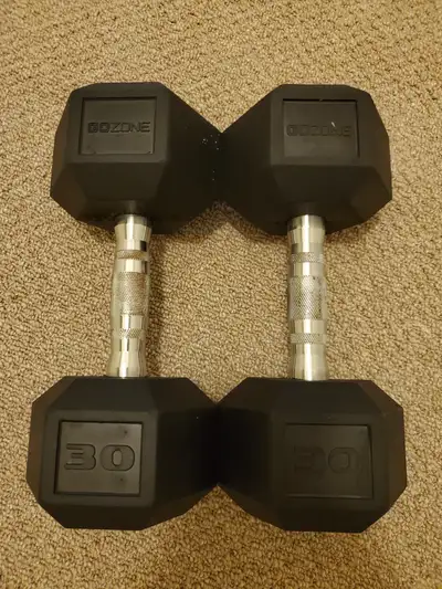 30 LB Rubber-Coated Hex Dumbbell – Black/Chrome, View more